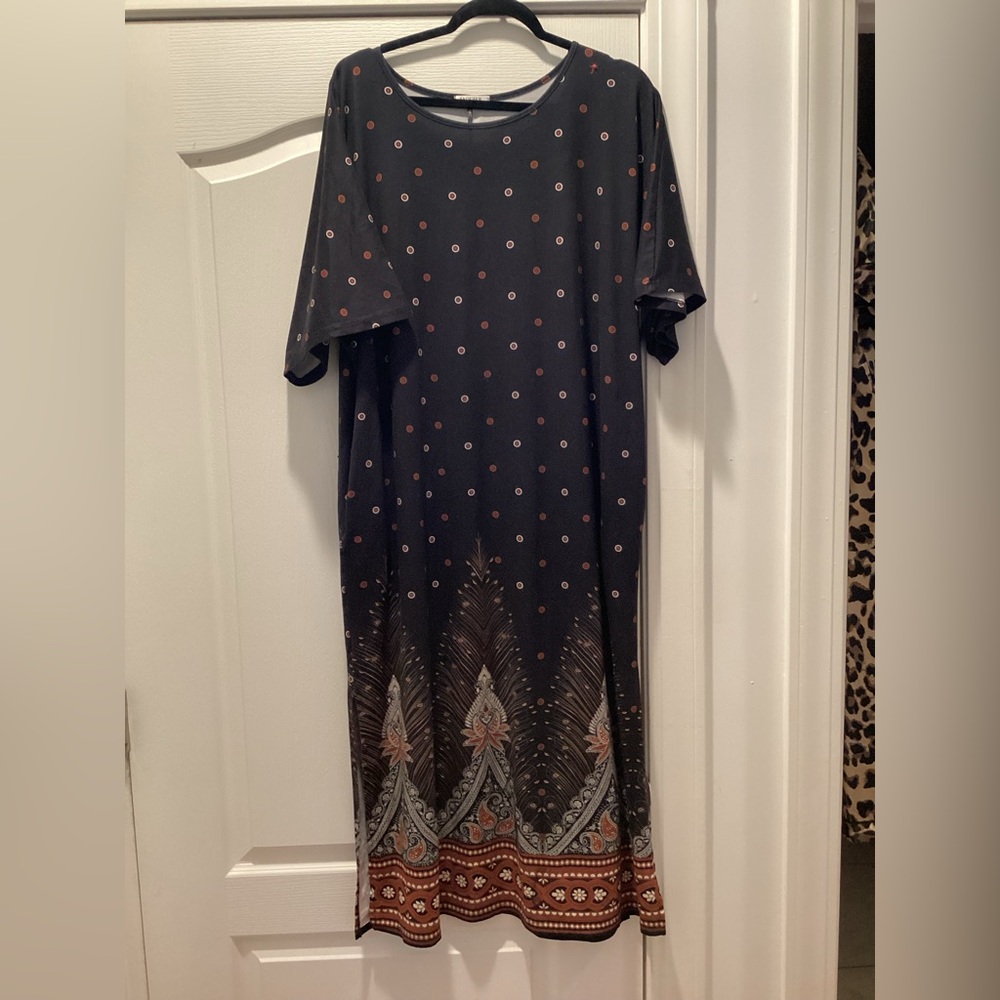 Maxi Lounge Dress with Rust Border & Subtle Dot Print